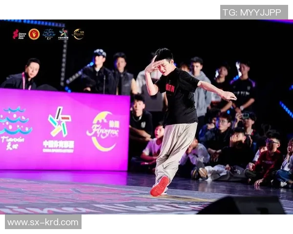 广州街舞队在世界攀岩锦标赛中的拼搏历程与荣耀瞬间